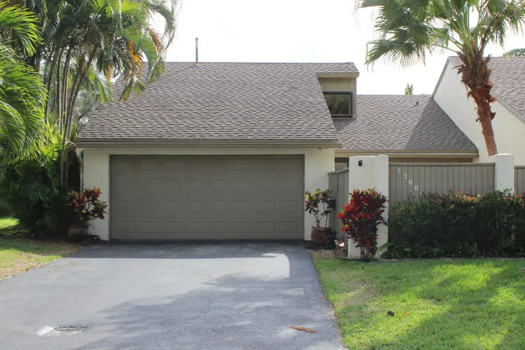 12600 Shady Pines Court Wellington FL 33414