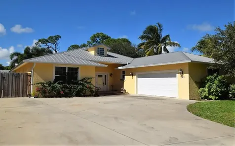 1726 NE Darlich Avenue Jensen Beach FL 34957