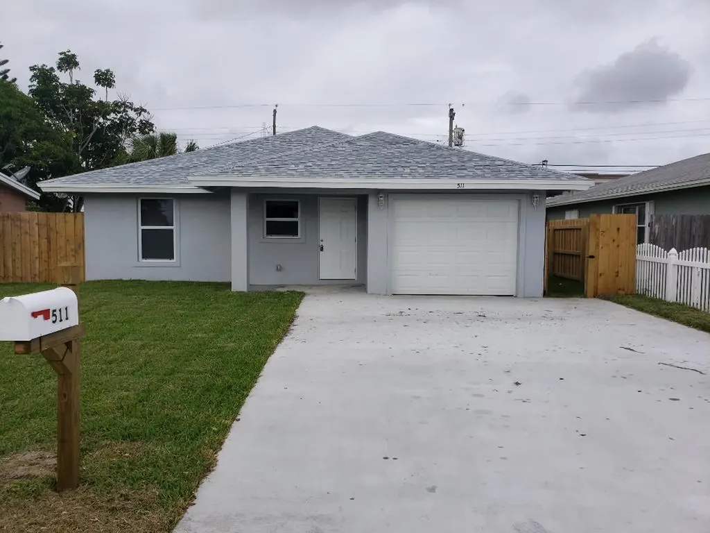 511 NW 11th Avenue Boynton Beach FL 33435