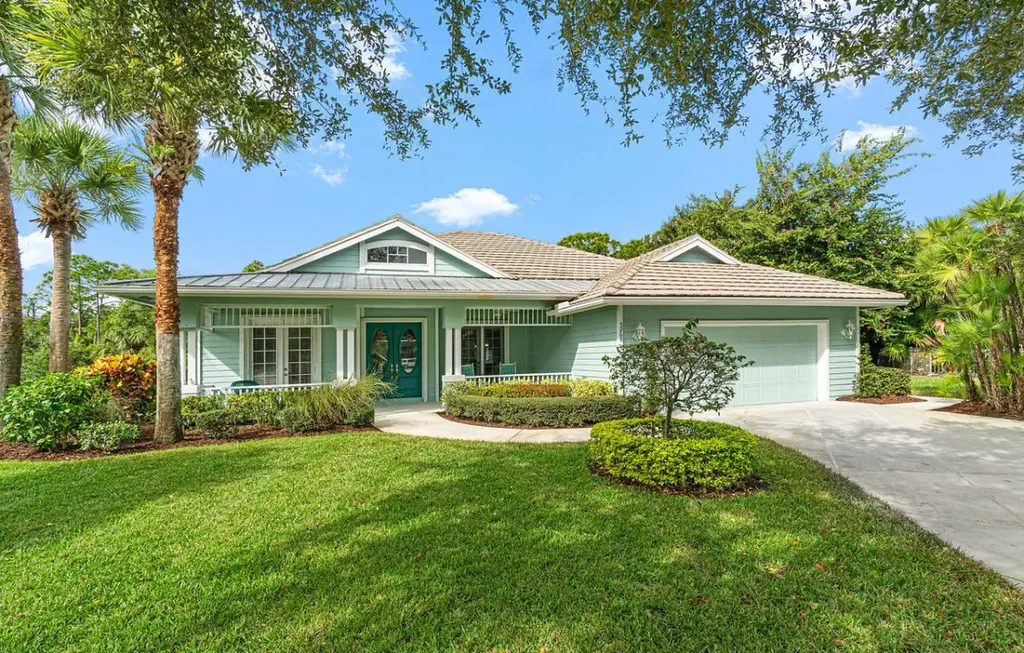 5267 SE Joshua Tree Terrace Hobe Sound FL 33455