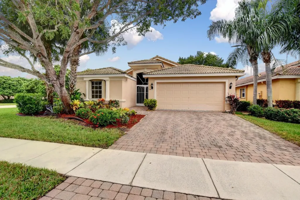 6413 Via Primo Street Lake Worth FL 33467