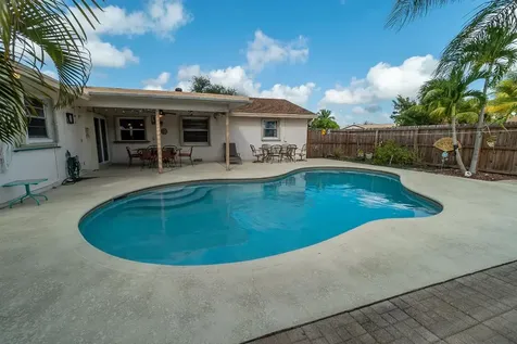 1471 Woodcrest Road N West Palm Beach FL 33417