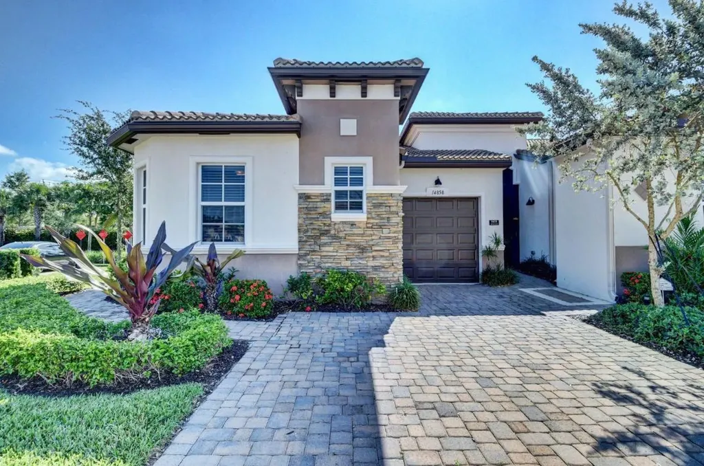 14858 Via Porta Delray Beach FL 33446