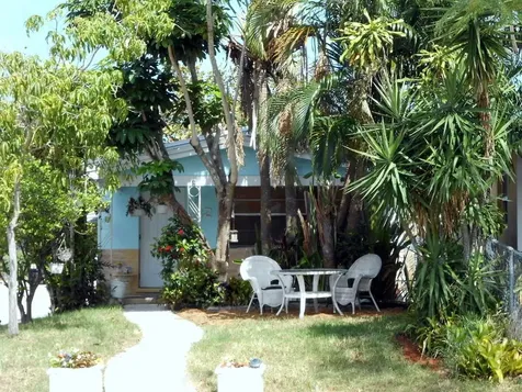 432 N E Street Lake Worth Beach FL 33460