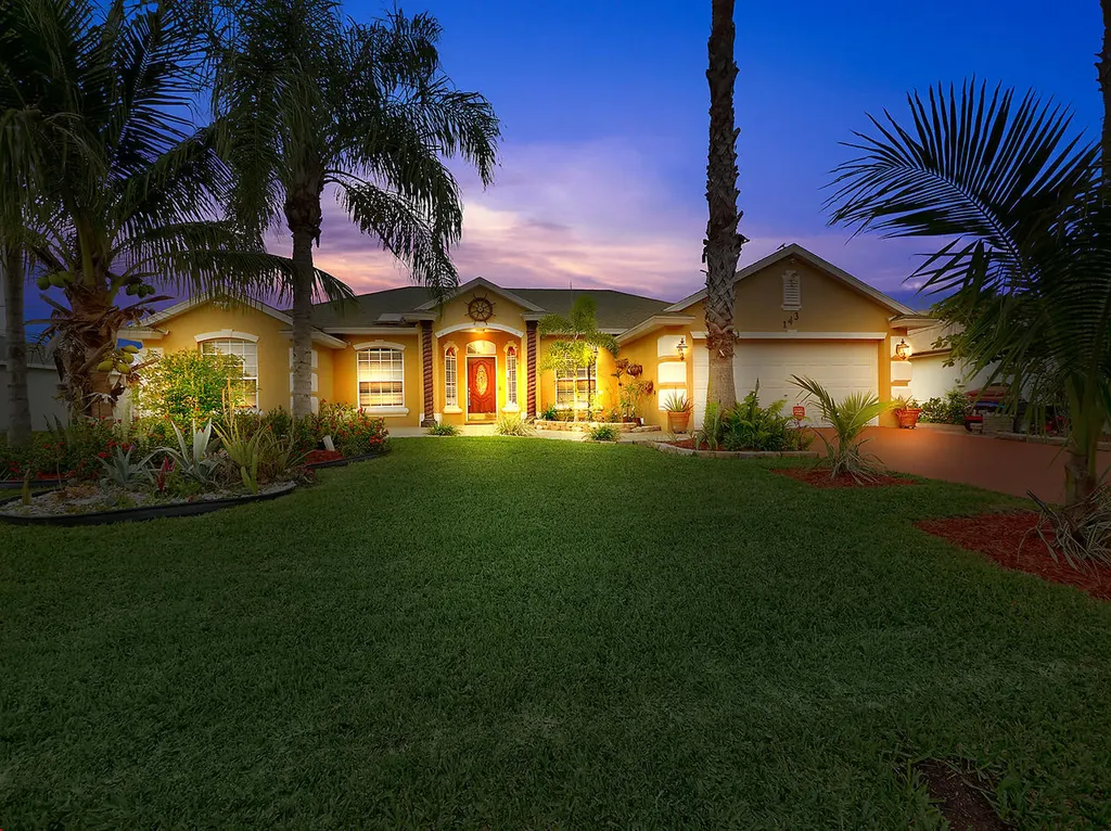 143 NW Curry Street Port St Lucie FL 34983