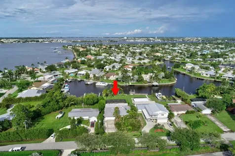 107 SW Riverway Boulevard Palm City FL 34990