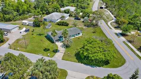 8415 SE Boxwood Lane Hobe Sound FL 33455