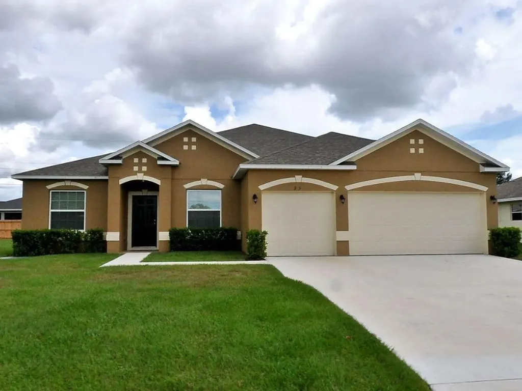 2157 SW Devon Avenue Port St Lucie FL 34953