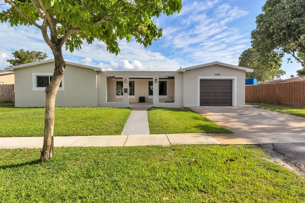 8460 NW 19th Street Pembroke Pines FL 33024