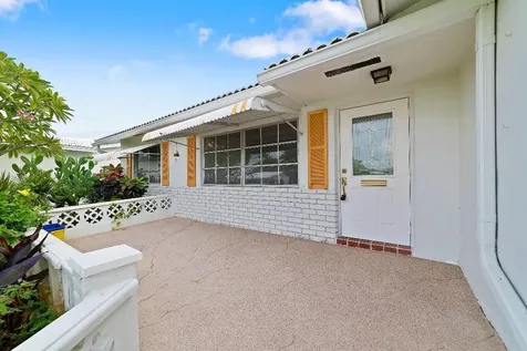 2076 SW 14th Avenue Boynton Beach FL 33426