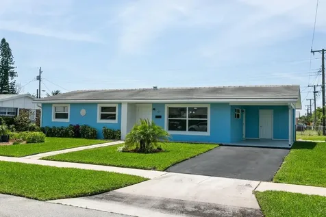 481 W 32nd Street Riviera Beach FL 33404