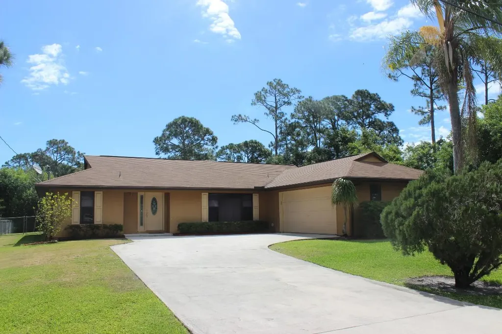 5802 Palm Drive Fort Pierce FL 34982