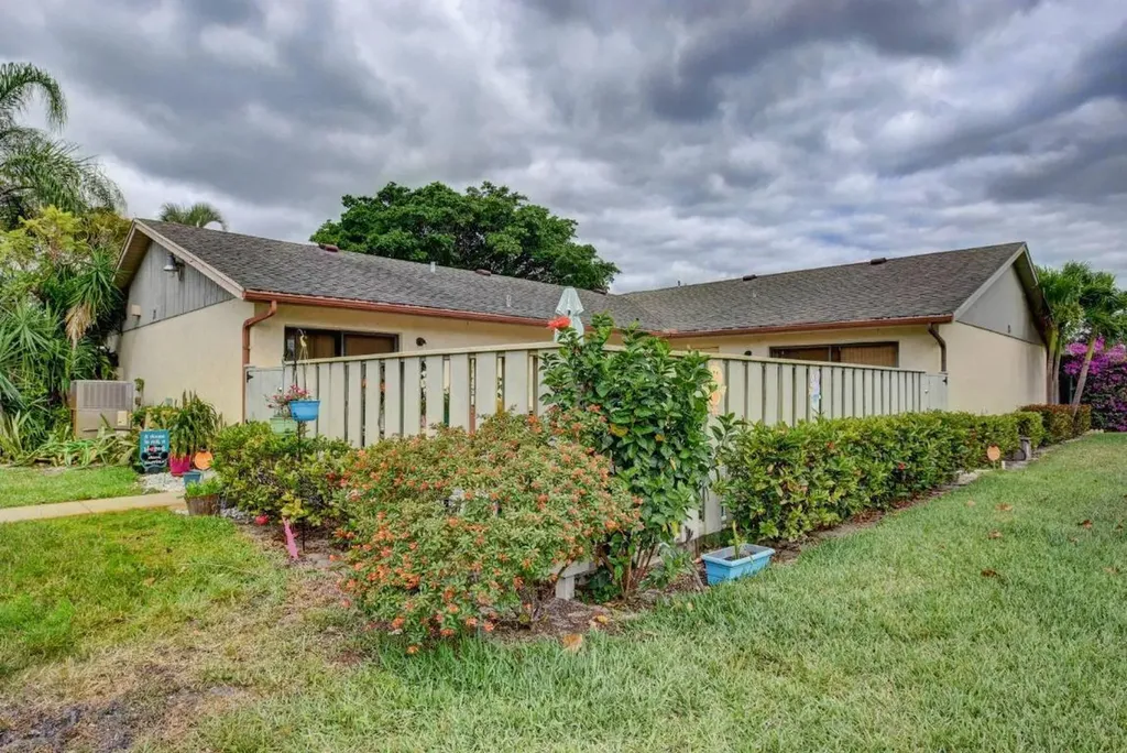 8157 Ambach Way Hypoluxo FL 33462