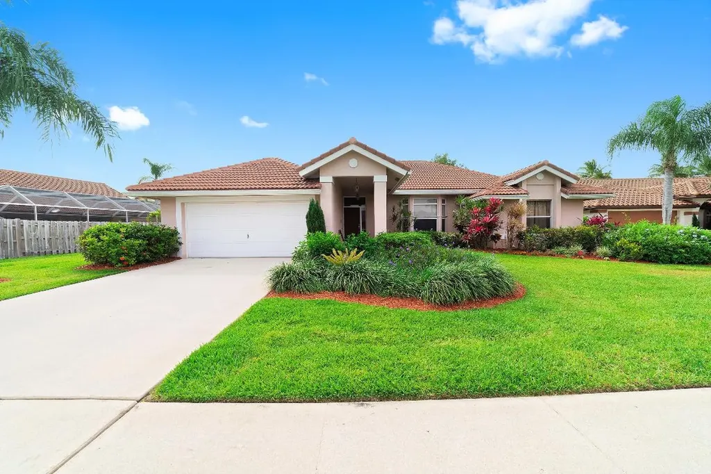 6598 Lake Loran Way Lake Worth FL 33467