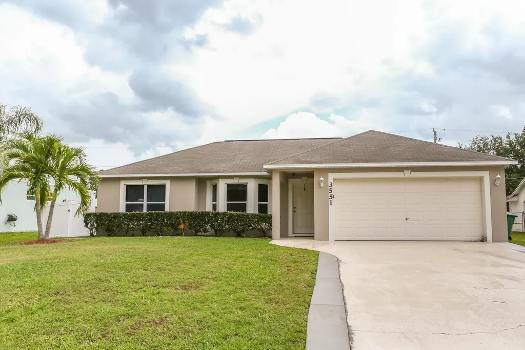 3551 SW Carmody Street Port St Lucie FL 34953