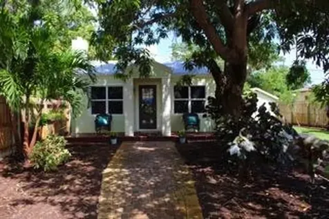614 S L Street Lake Worth Beach FL 33460