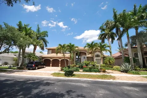 19551 Saturnia Lakes Drive Boca Raton FL 33498