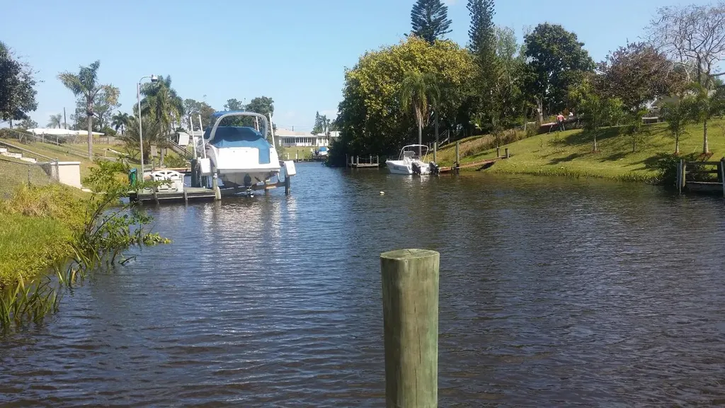 777 SE Arton Lane Port St Lucie FL 34983