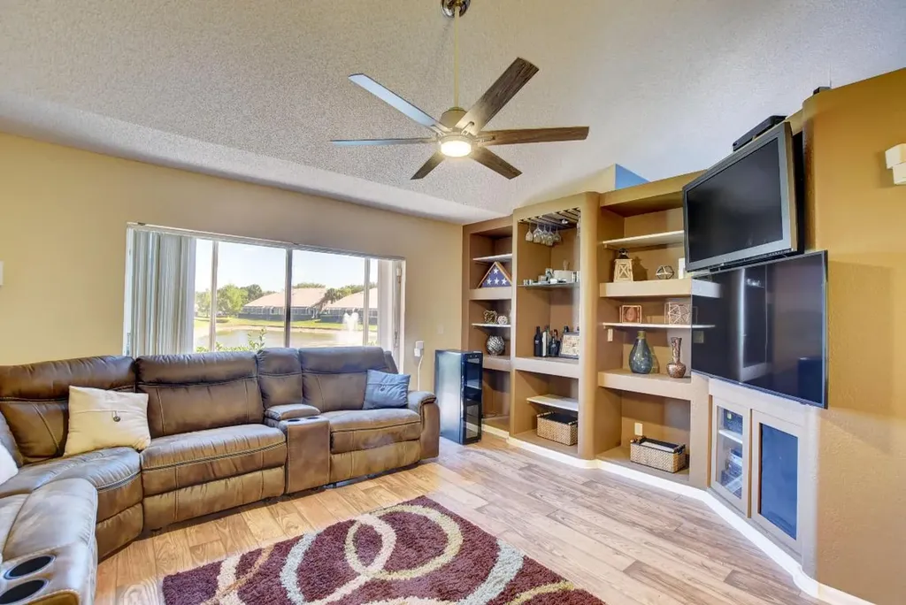 6156 NW 74th Court Parkland FL 33067