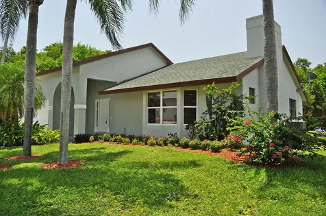 728 NE 8th Avenue Boynton Beach FL 33435