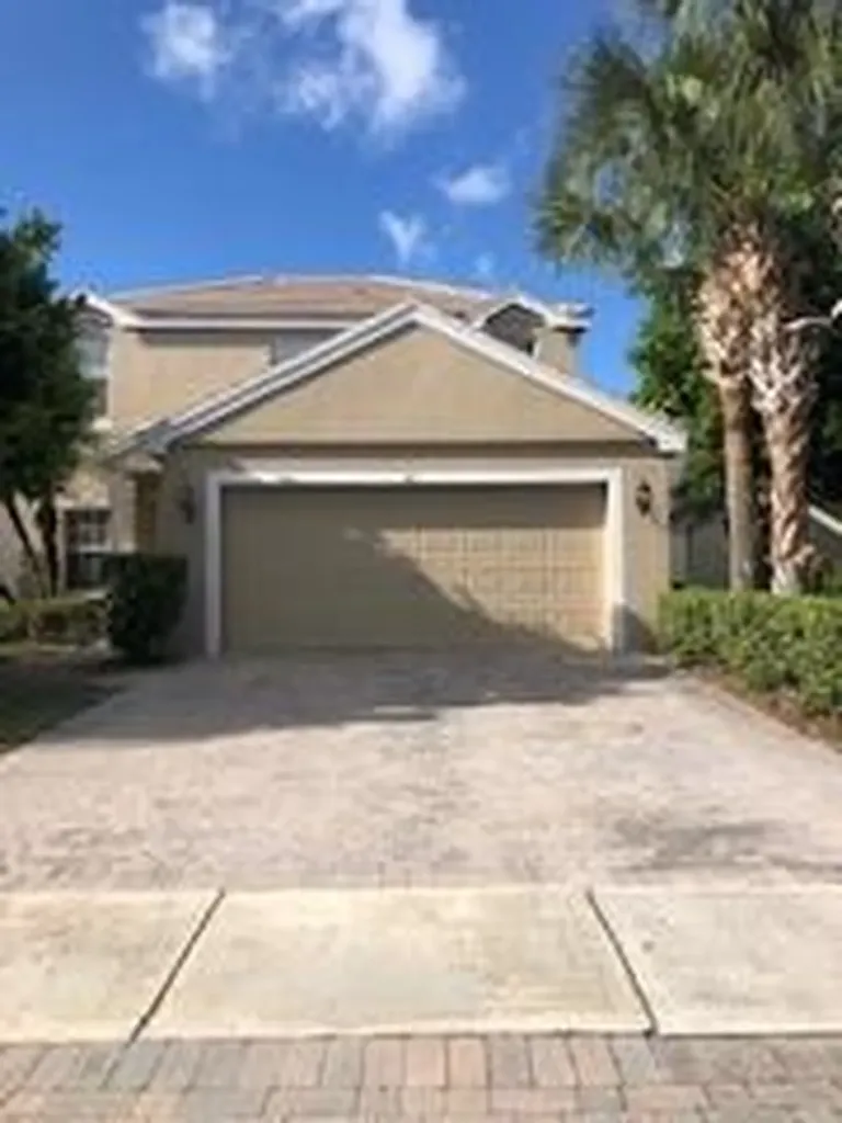 163 Berenger Walk Royal Palm Beach FL 33414