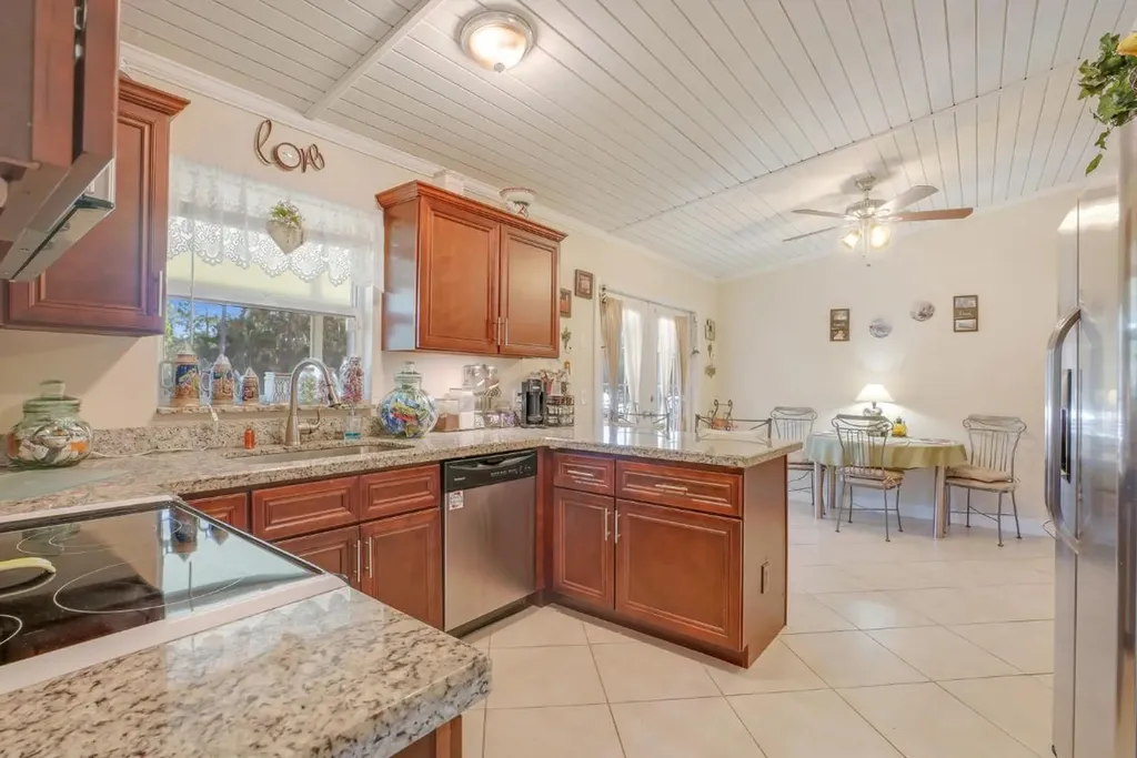17759 W Alan Black Boulevard Loxahatchee FL 33470