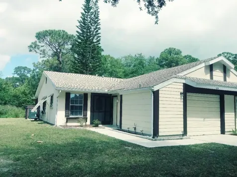 1374 SE Rivergreen Circle Port St Lucie FL 34952