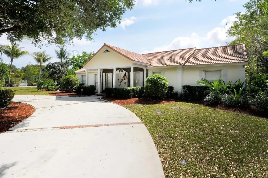 4780 Misty Pines Trail Lake Worth FL 33463