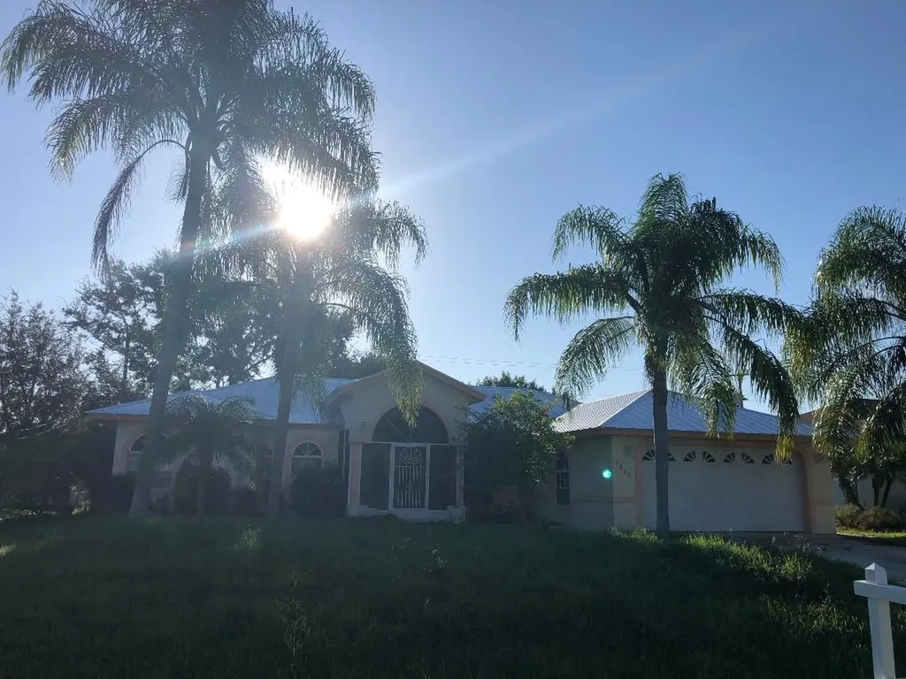 2883 SE Eagle Drive Port St Lucie FL 34984