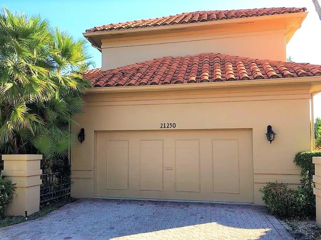 21250 Harrow Court Boca Raton FL 33433