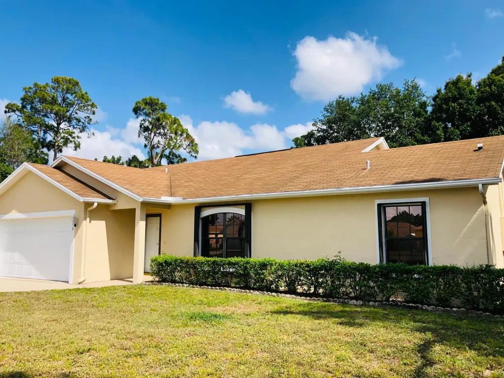 798 SW General Patton Terrace Port St Lucie FL 34953