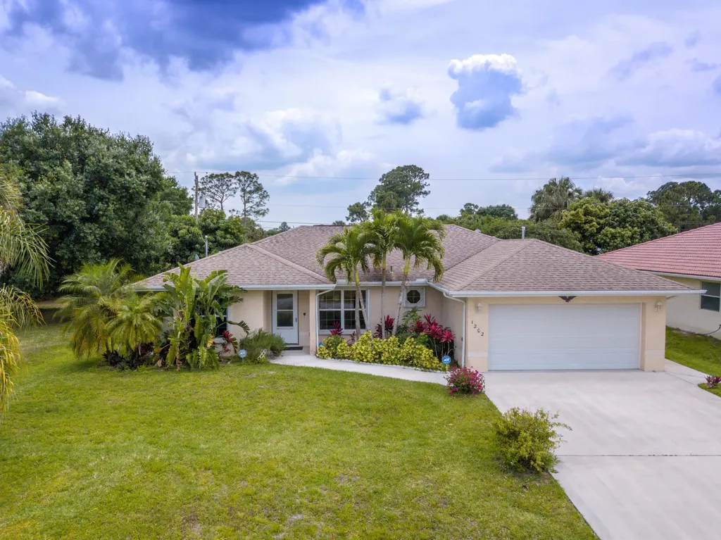 1202 SW Lawndale Avenue Port St Lucie FL 34953