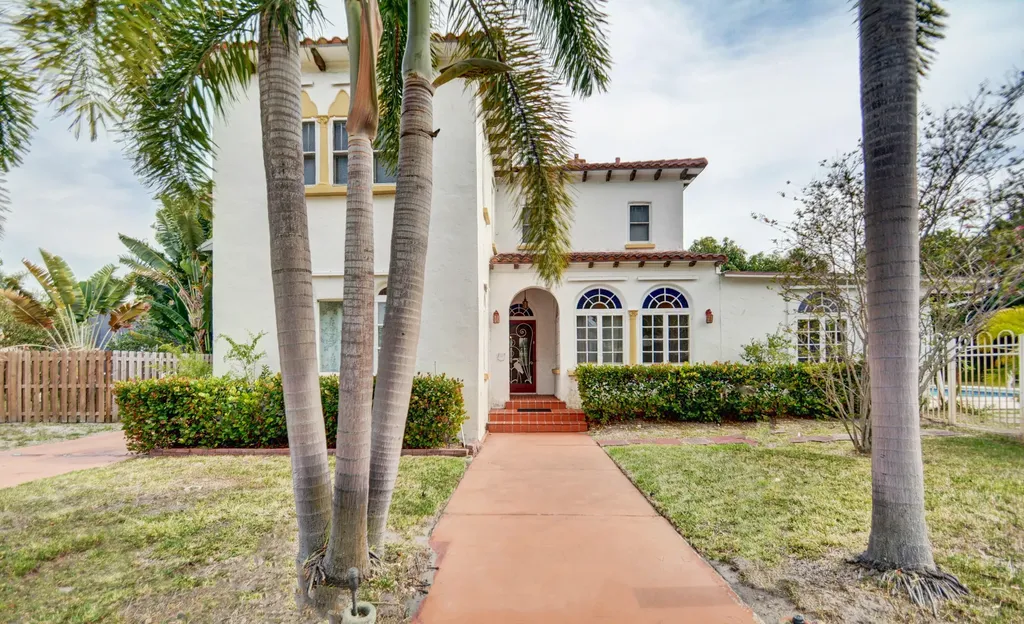 219 17th Avenue S Lake Worth Beach FL 33460
