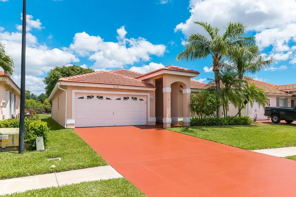 6174 Harbour Greens Drive Lake Worth FL 33467