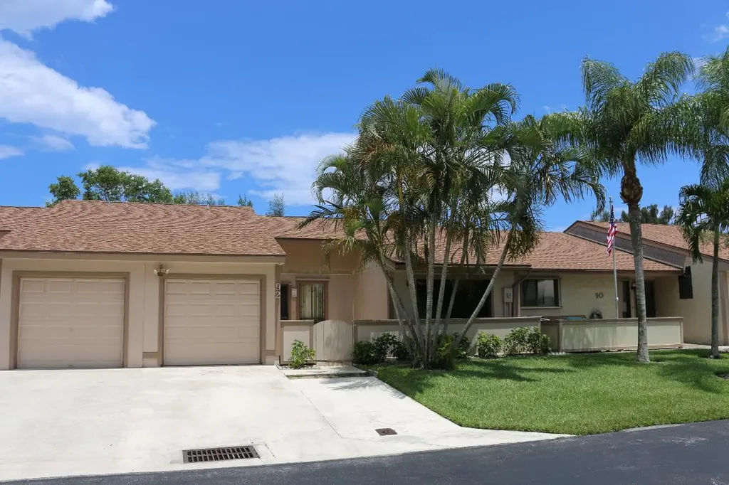 92 Mayfair Lane Boynton Beach FL 33426