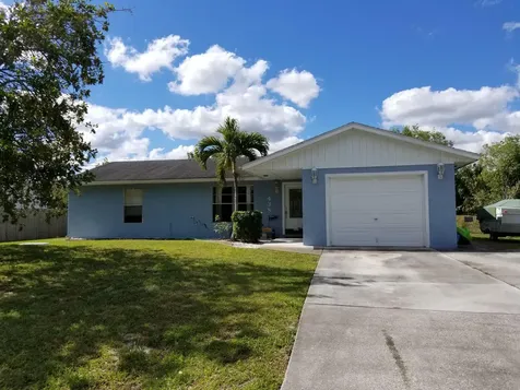 438 SW Violet Avenue Port St Lucie FL 34983