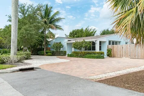 1601 S Palmway Lake Worth Beach FL 33460