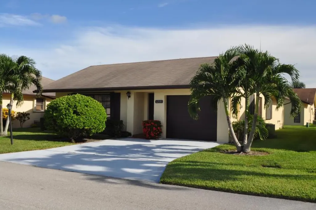 6310 Tall Cypress Circle Greenacres FL 33463