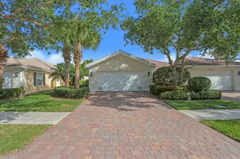 8443 SE Retreat Drive Hobe Sound FL 33455