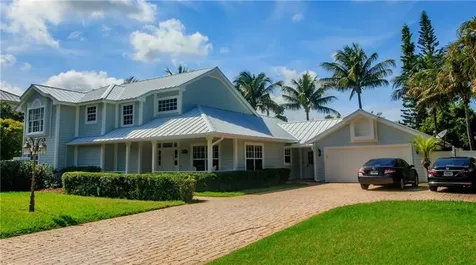 8477 SE Woodcrest Place Hobe Sound FL 33455