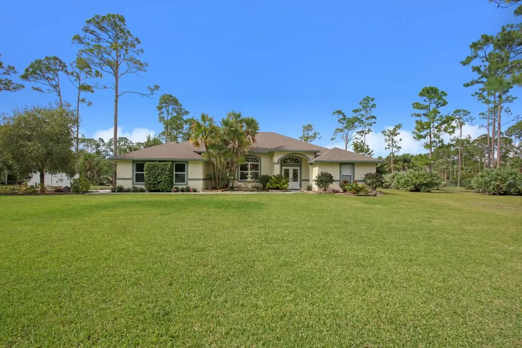 15811 88th Place N Loxahatchee FL 33470