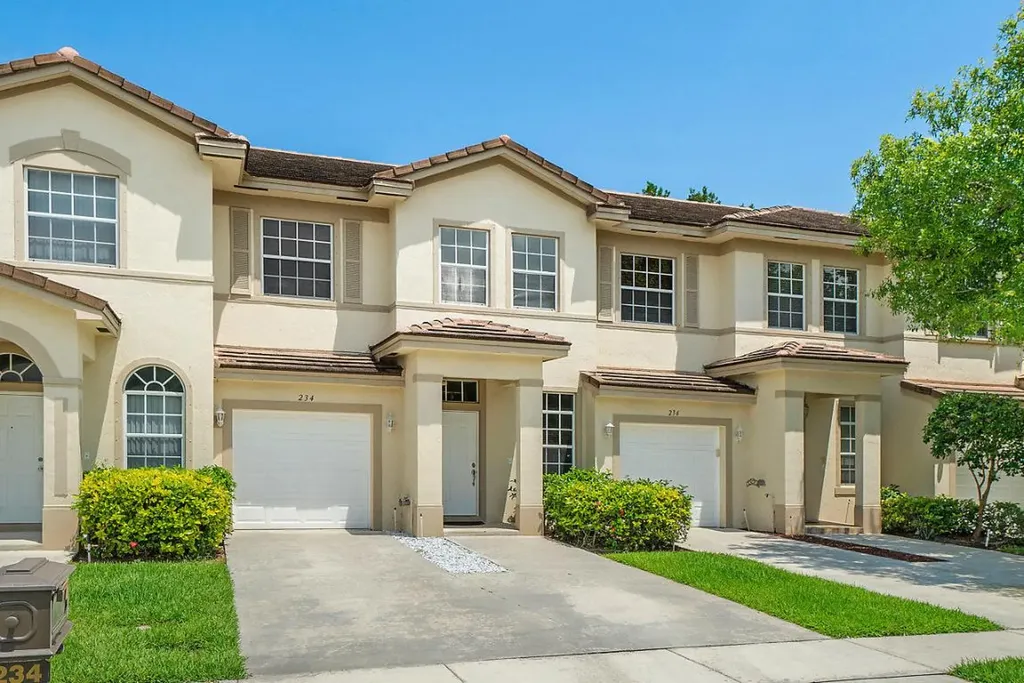 234 Birch Street Boynton Beach FL 33426
