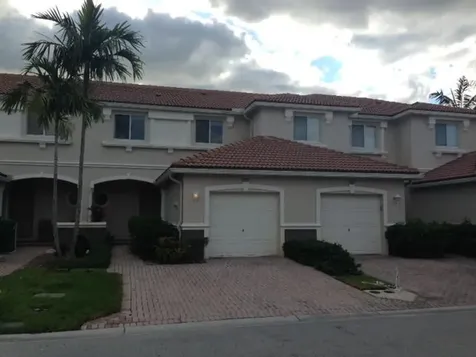 2053 Oakhurst Way Riviera Beach FL 33404
