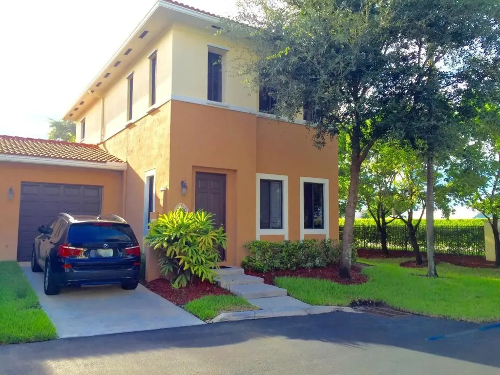 2600 Venetian Drive Boynton Beach FL 33426