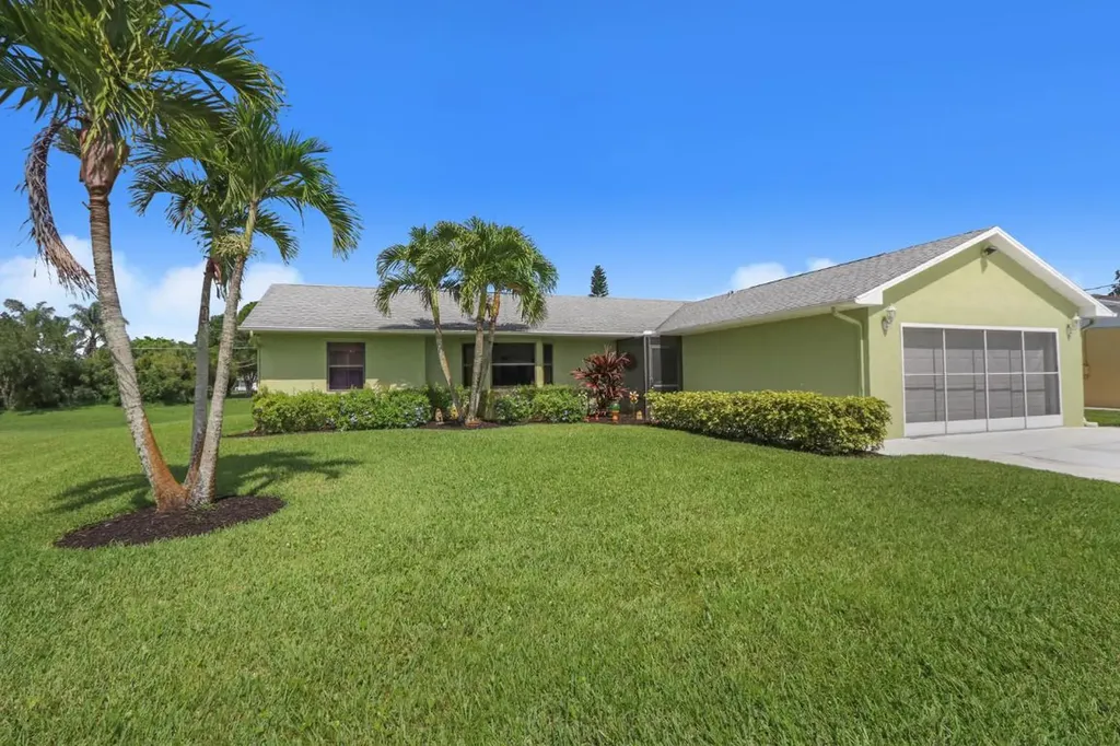 2317 SE Pinero Road Port St Lucie FL 34952