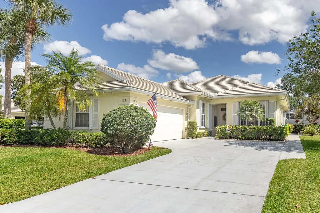 193 NW Bentley Circle Port St Lucie FL 34986