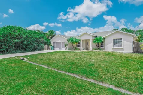 1221 SW Medina Avenue Port St Lucie FL 34953