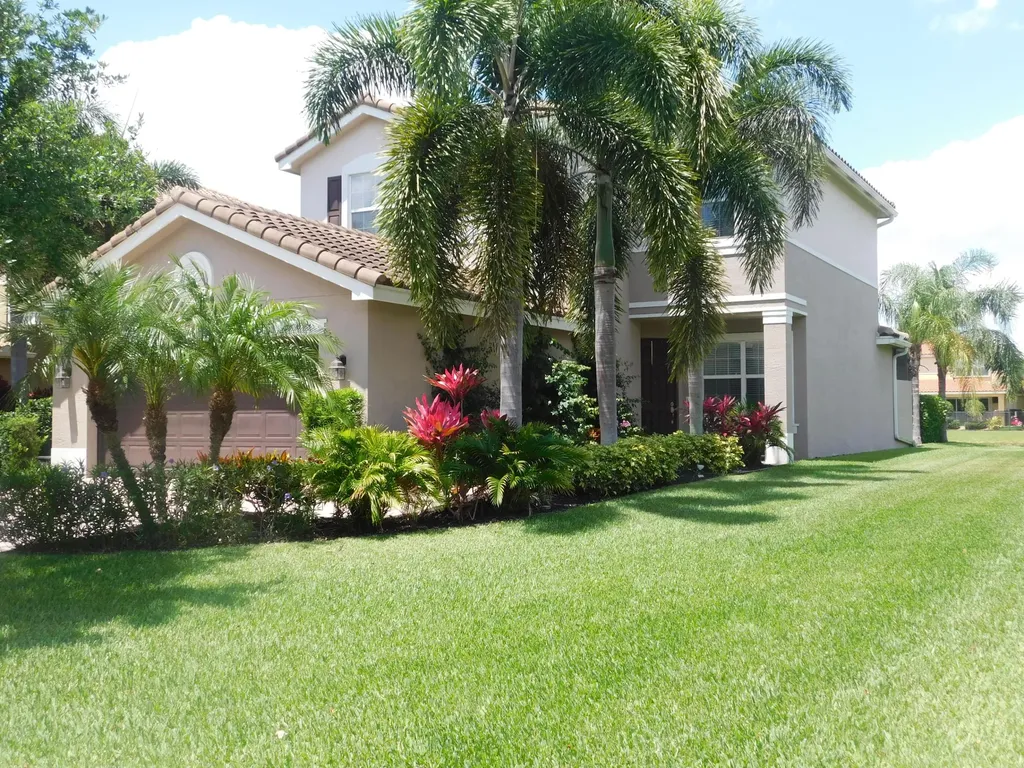 8323 Calabria Lakes Drive Boynton Beach FL 33473