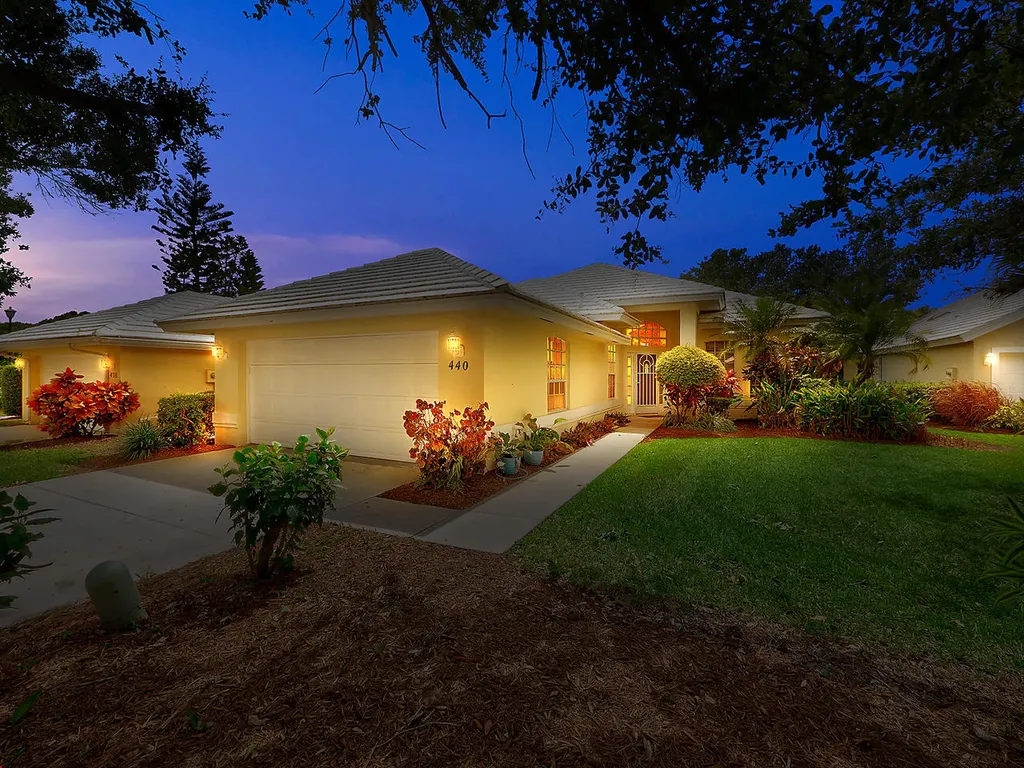 440 SW Fairway Vista Port St Lucie FL 34986