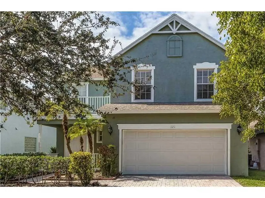 121 Country Club Drive Royal Palm Beach FL 33411